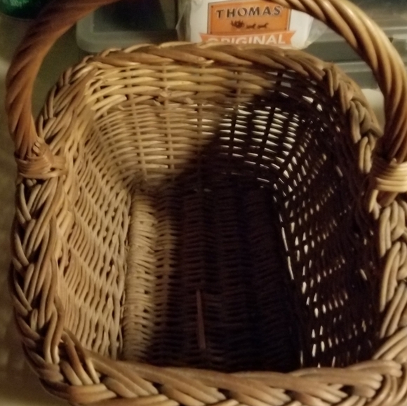 Baskets - Picture 3 of 4